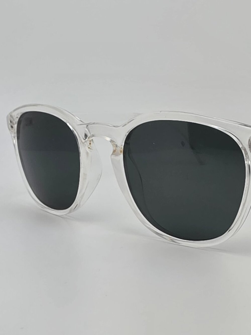 SunSki Yuba 2007 Crystal Clear Frame Polarized Green/Grey Lens Sunglasses 48mm